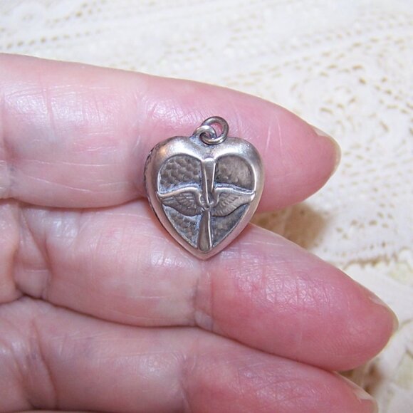 Sterling Silver Puffy Heart Charm - Airplane Propeller and Wings | No Engraving - Picture 3 of 5